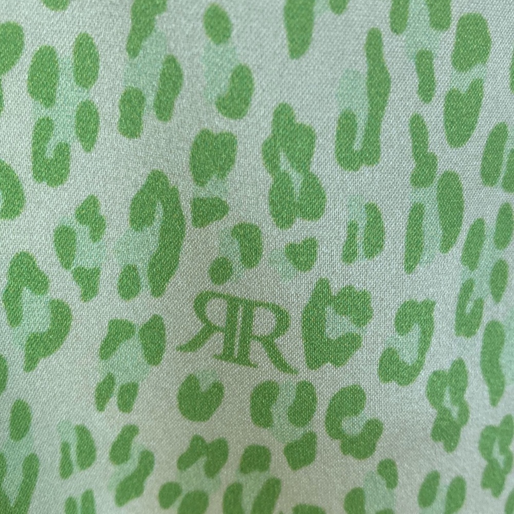 Rocco Ragni Animal Print Crew Neck Short Sleeve Silky Top Made in Italy in Lime - Picture 5 of 11